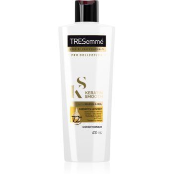 TRESemmé Keratin Smooth balsam pentru par indisciplinat