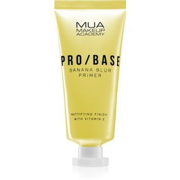 MUA Makeup Academy PRO/BASE Banana Blur bază de machiaj matifiantă, sub fondul de ten