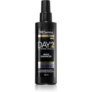 TRESemmé Day 2 Wave Enhancer spray de coafat pentru definirea onduleurilor TRESemmé Day 2 Wave Enhancer spray de coafat pentru definirea onduleurilor