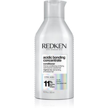 Redken Acidic Bonding Concentrate Balsam intensiv cu efect regenerator balsam regenerant intensiv