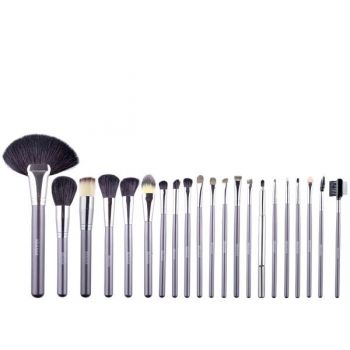 Set 21 Pensule Make-up Cu Husa Neagra Megaga la reducere