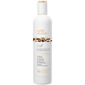 Balsam pentru parul cret, cu onduleuri, rebel si indisciplinat Milk Shake Curl Passion Conditioner 300ml