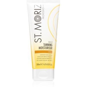 St. Moriz Daily Tanning Moisturiser loțiune autobronzantă hidratantă translucid