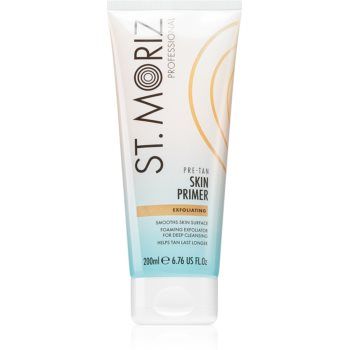 St. Moriz Pre-Tan Skin Primer exfoliant de duș, înainte de aplicarea produselor autobronzante