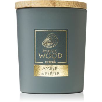 Krab Magic Wood Amber & Pepper lumânare parfumată