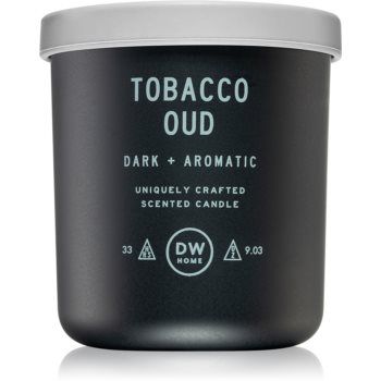 DW Home Text Tobacco Oud lumânare parfumată