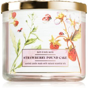 Bath & Body Works Strawberry Pound Cake lumânare parfumată