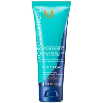 Sampon violet Moroccanoil Blonde Perfecting Purple Shampoo efect pentru neutralizare 70ml de firma original