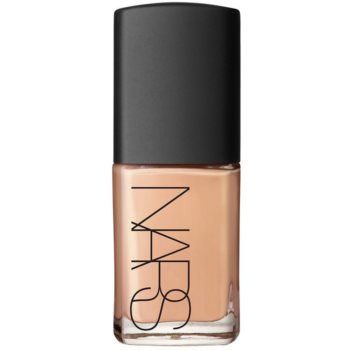 NARS Sheer Glow Foundation make up hidratant