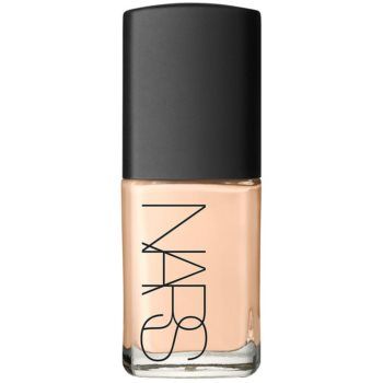 NARS Sheer Glow Foundation make up hidratant