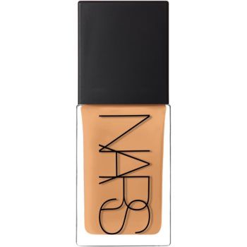 NARS Light Reflecting Foundation machiaj de stralucire pentru un look natural