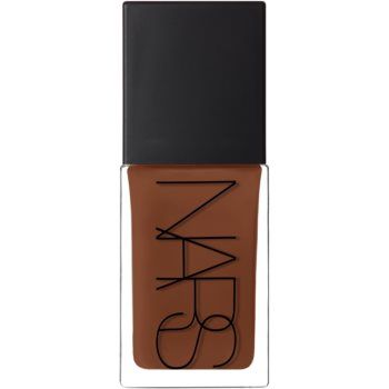 NARS Light Reflecting Foundation machiaj de stralucire pentru un look natural