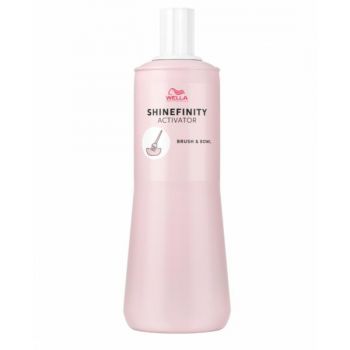 Activator pentru bol si pensula - Wella Professionals Shinefinity Activator 2% - Brush & Bowl Precise Application, 1000 ml Activator pentru bol si pensula - Wella Professionals Shinefinity Activator 2% - Brush & Bowl Precise Application, 1000 ml
