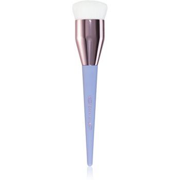 Essence Fluffy Dreams pensula pentru machiaj