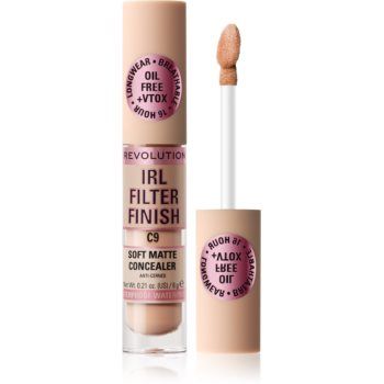 Makeup Revolution IRL Filter anticearcan cu efect de lunga durata acoperire completa