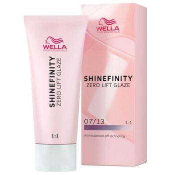 Vopsea translucida demipermanenta - Wella Professionals Shinefinity Zero Lift Glaze, nuanta 07/13 Toffee Cream (blond mediu cenusiu auriu), 60 ml ieftina
