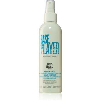 TIGI Artistic Edit Base Player spray cu proteine pentru modelarea termica a parului