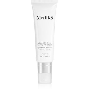 Medik8 Advanced Day Total Protect Crema de zi de protecție împotriva influențelor negative asupra mediului