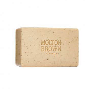 Molton Brown, Re-charge Black Pepper, Cleansing, Body Scrub, 250 g de firma originala