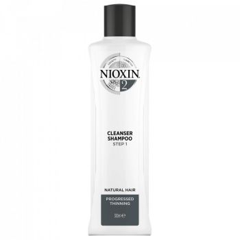 Sampon impotriva caderii puternice a parului Nioxin System 2 pentru par natural (Concentratie: Sampon, Gramaj: 300 ml)