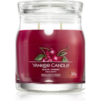 Yankee Candle Black Cherry lumânare parfumată Signature