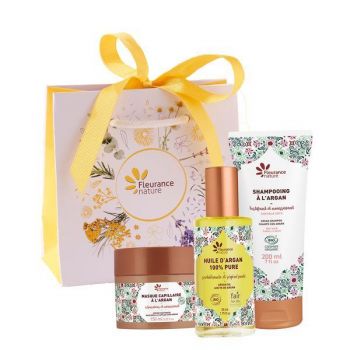 Set cadou 3 cosmetice bio pentru par Fleurance Nature ( Sampon 200m + Ulei 150ml + Ulei 50ml )