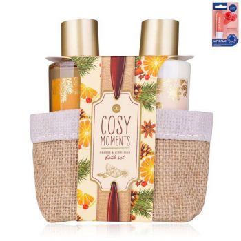 Set cadou cosmetice Accentra Craciun Cosy Moments Gel de dus 150 ml + Lotiune corp 150 ml + Balsam de buze