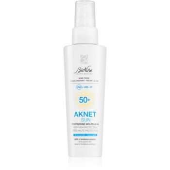 BioNike Aknet Sun crema protectoare pentru fata pentru ten acneic