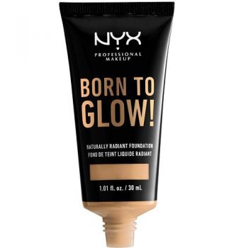 Fond de ten luminos, NYX Professional Makeup, Born To Glow, Naturally Radiant, 08 True Beige, 30 ml ieftin