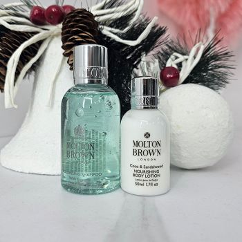 Set Molton Brown, Sampon 100 ml, Lotiune de Corp 50 ml (Cadou: Sampon 100 ml, Lotiune de Corp 50 ml) de firma original