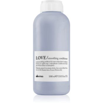 Davines Essential Haircare LOVE Smoothing Conditioner balsam cu efect de netezire pentru par indisciplinat de firma original