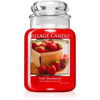Village Candle Fresh Strawberries lumânare parfumată