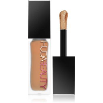 Huda Beauty Faux Filter Matte Concealer corector cremos
