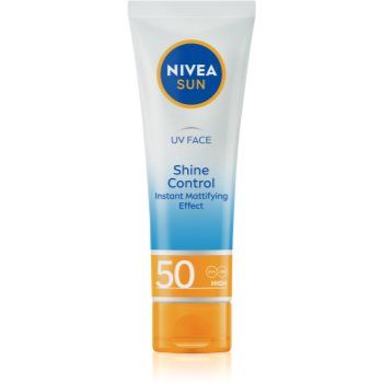 Nivea SUN UV FACE crema de piele ușor liniștitoare plaja