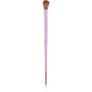 essence Blending is my cardio perie pentru difuzarea machiajului