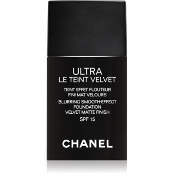 Chanel Ultra Le Teint Velvet fond de ten cu efect de netezire pentru uniformizarea nuantei tenului