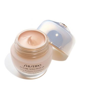 Shiseido Future Solution Lx Total Radiance Foundation R3 30 Ml