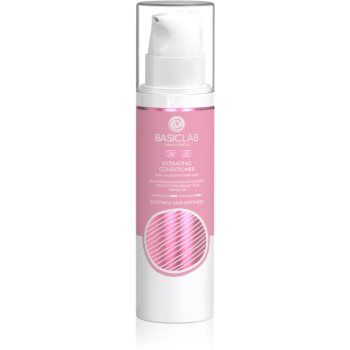 BasicLab Dermocosmetics Capillus balsam light cu efect de hidratare