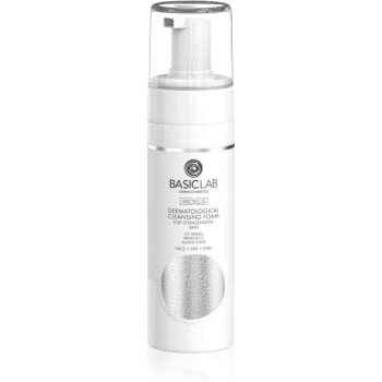 BasicLab Dermocosmetics Micellis demachiant spumant delicat pentru piele foarte sensibila
