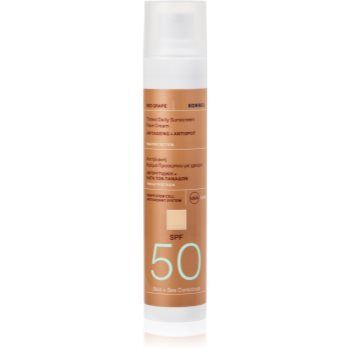 Korres Red Grape Tinted Daily Sunscreen lotiune de plaja tonifianta pentru uniformizarea nuantei tenului
