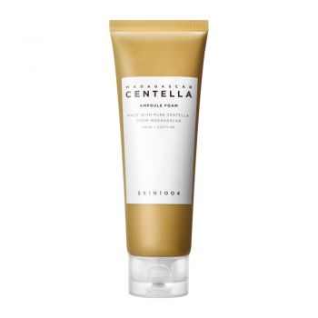 Spuma de curatare pentru fata cu Centella din Madagascar, Skin1004, 125 ml
