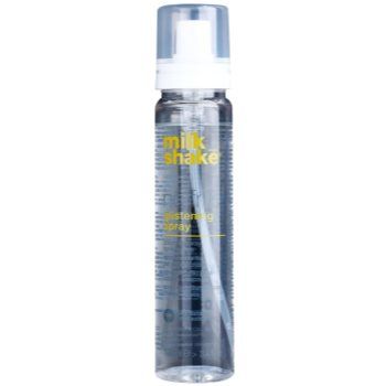 milk_shake® No Frizz spray pentru stralucire pentru păr