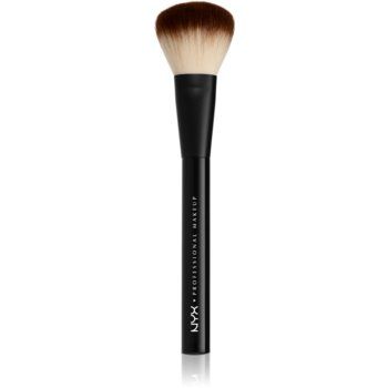 NYX Professional Makeup Pro Brush pensula pentru aplicarea pudrei