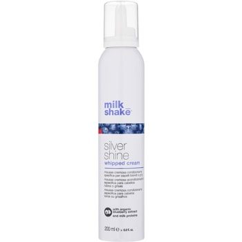 Milk Shake Silver Shine spumă cremoasă pentru păr blond neutralizeaza tonurile de galben ieftin